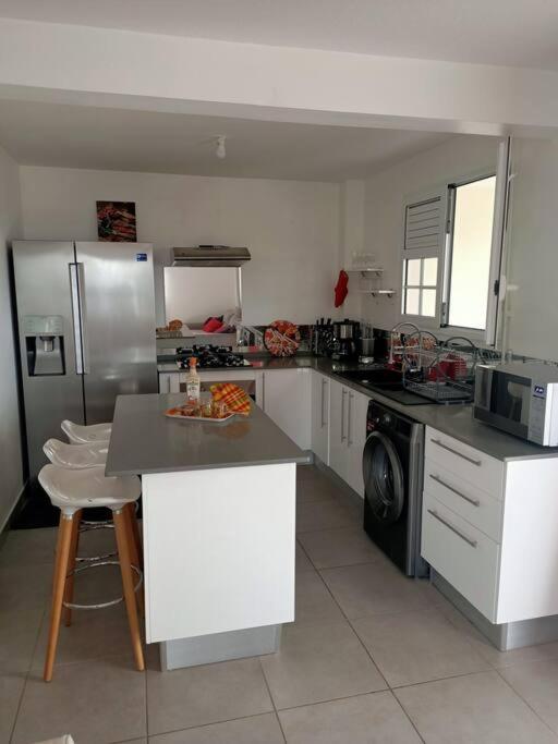 A 10Min De La Plage, Agreable Appartement Lumineux ル・ロベール エクステリア 写真