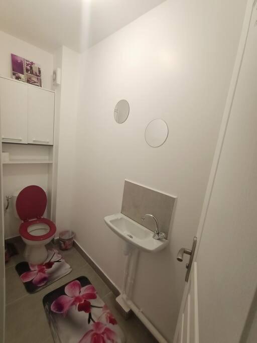 A 10Min De La Plage, Agreable Appartement Lumineux ル・ロベール エクステリア 写真