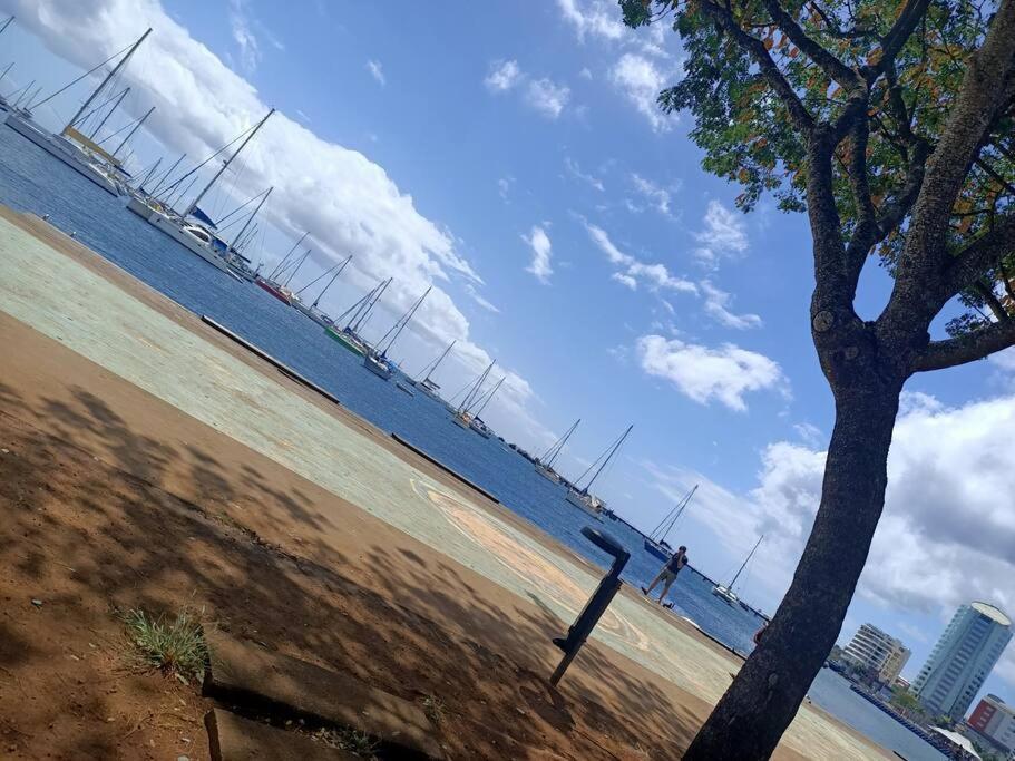 A 10Min De La Plage, Agreable Appartement Lumineux ル・ロベール エクステリア 写真